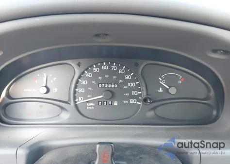 1999 Ford Escort Se z USA, uszkodzony, nr VIN 1FAFP13P8XW199090